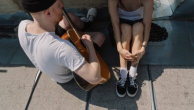 love song Thorns and Roses