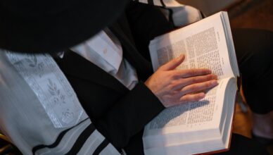 Finding Love Through the Philosophy of Maimonides